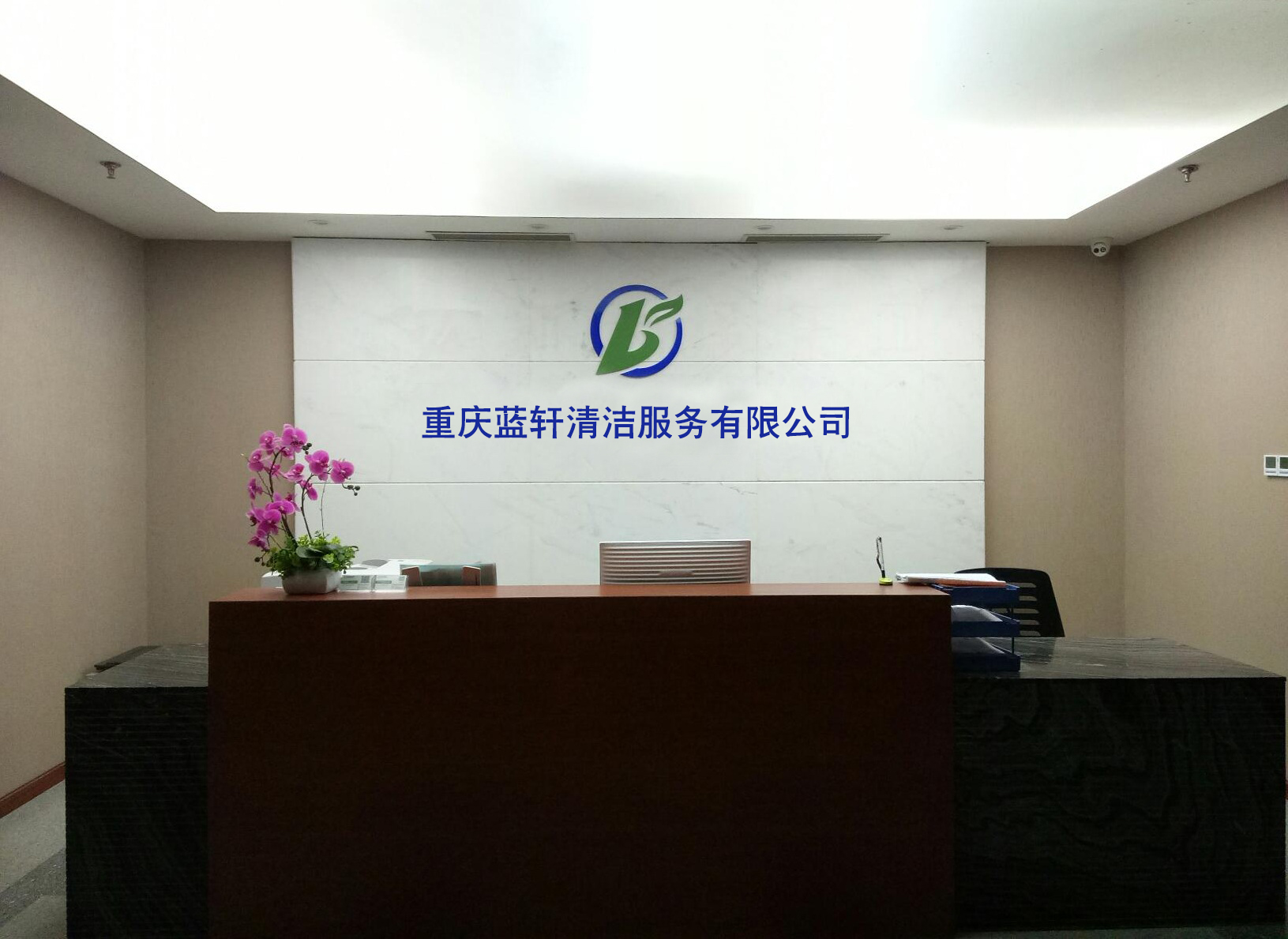 如何清洗沙發(fā)？